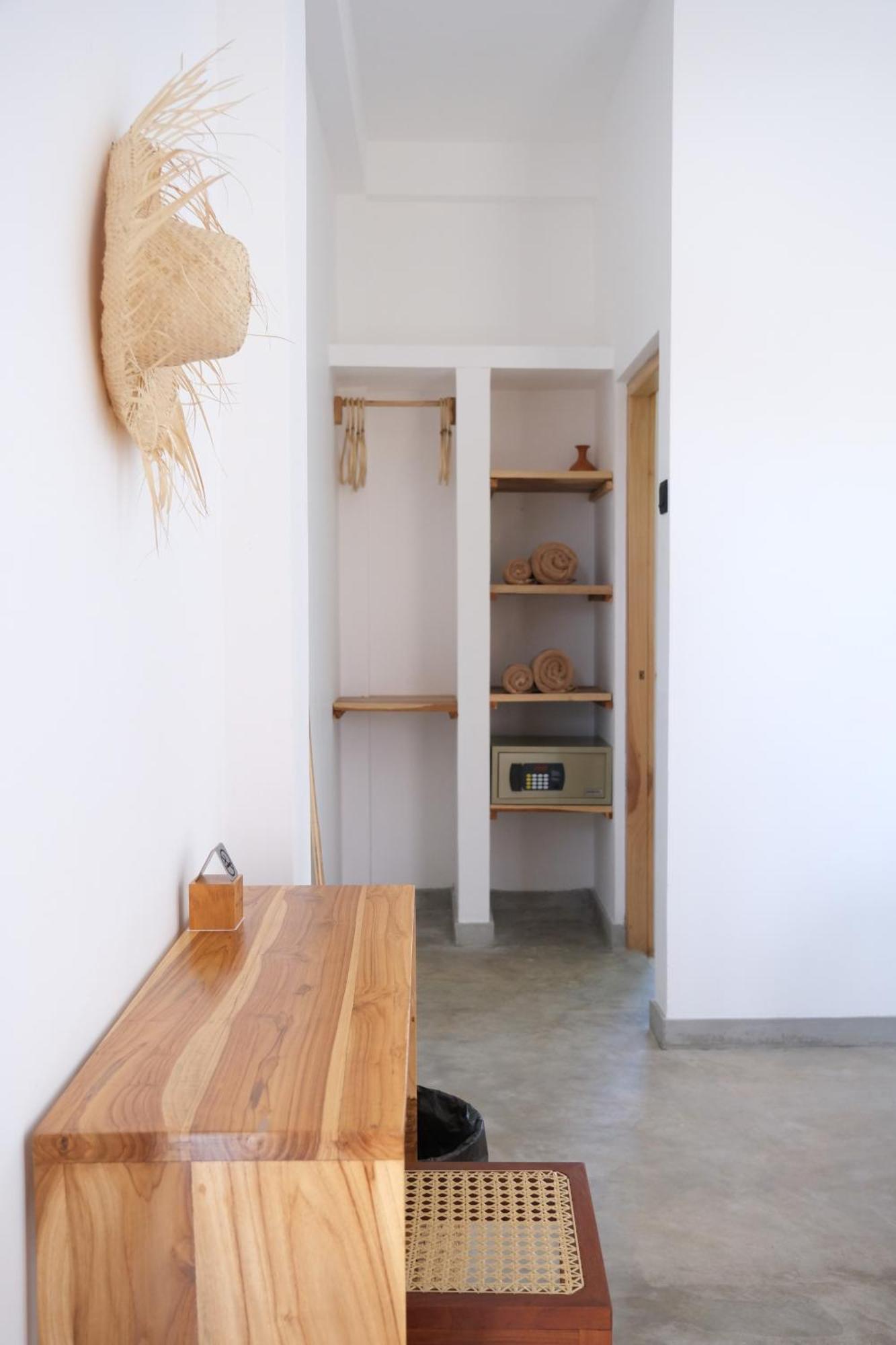 Oasia - Boutique Surf House (Adults Only) Weligama Zewnętrze zdjęcie